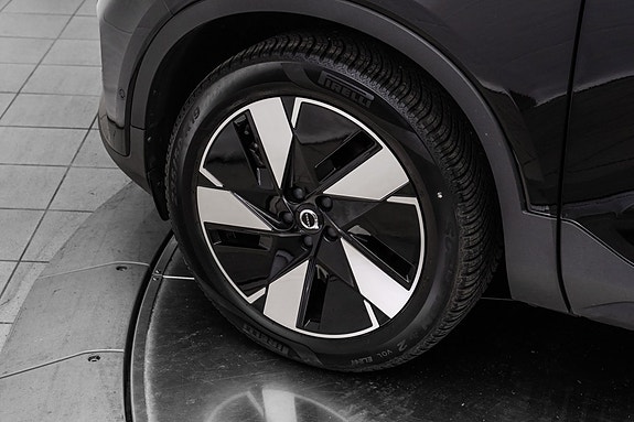 Volvo XC40 9 of 29