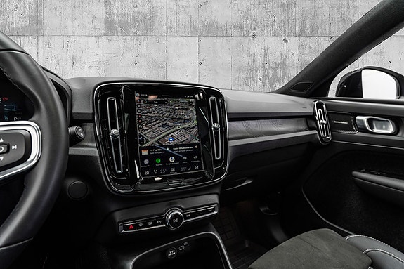 Volvo XC40 18 of 29