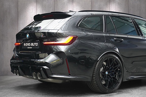 BMW M3 8 of 30