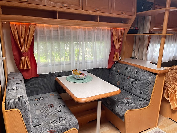 Hobby Prestige 650 UMFE med spikertelt 8 of 18