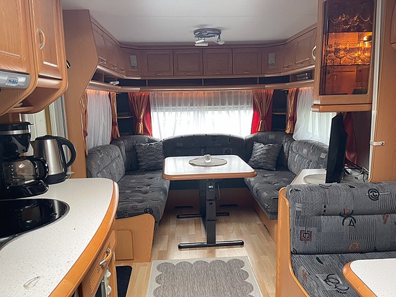 Hobby Prestige 650 UMFE med spikertelt 6 of 18