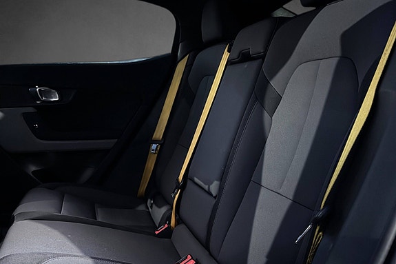 Polestar 2 13 of 30