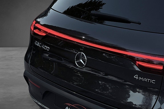 Mercedes-Benz EQC400 8 of 30