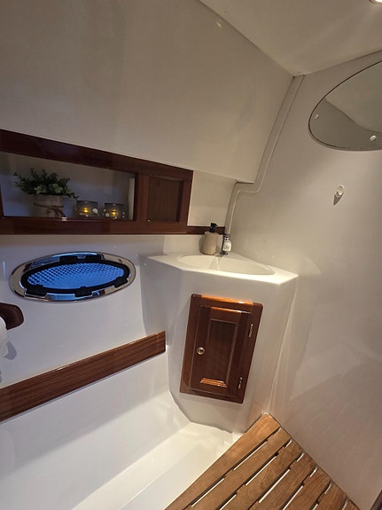 Nordic Ocean Craft 28 Ankervinsj akter, baugpropell. Oppgradert. 775 timer 19 of 26