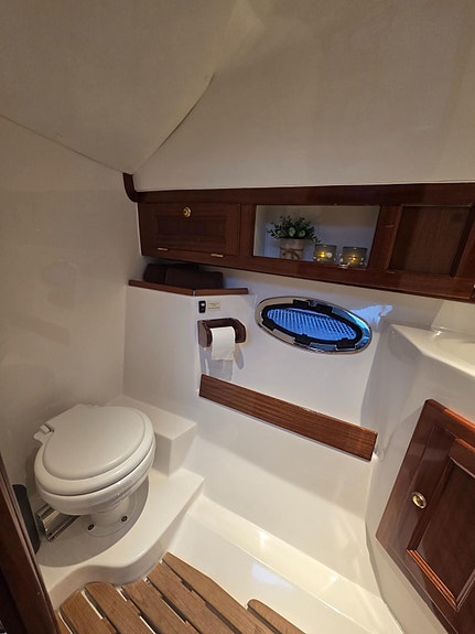 Nordic Ocean Craft 28 Ankervinsj akter, baugpropell. Oppgradert. 775 timer 18 of 26