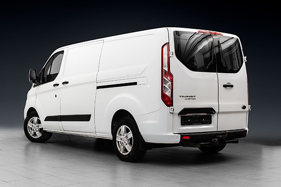 Ford Transit Custom 6 of 23