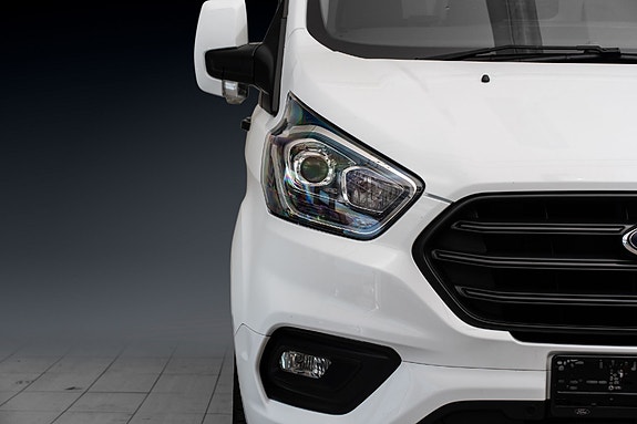 Ford Transit Custom 4 of 23