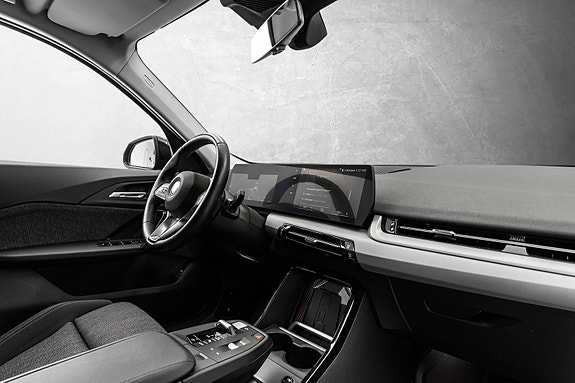 BMW iX1 30 of 30