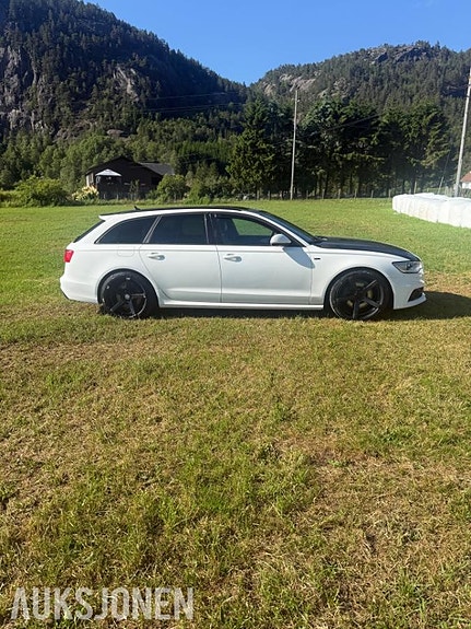 Audi A6 4 of 30