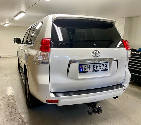 Toyota Land Cruiser 6 of 30