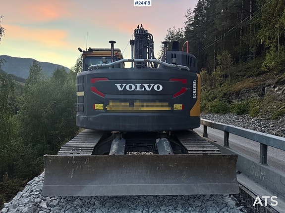 Volvo ECR235EL Gravemaskin m/ GPS, Rototilt og 2 skuffer. SE VIDEO 7 of 30
