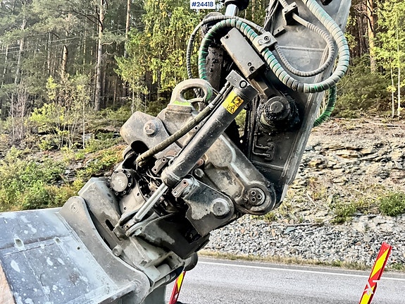 Volvo ECR235EL Gravemaskin m/ GPS, Rototilt og 2 skuffer. SE VIDEO 26 of 30