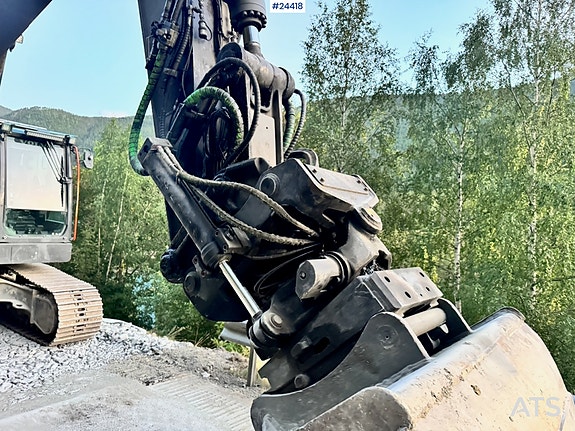 Volvo ECR235EL Gravemaskin m/ GPS, Rototilt og 2 skuffer. SE VIDEO 29 of 30