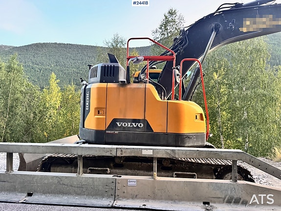Volvo ECR235EL Gravemaskin m/ GPS, Rototilt og 2 skuffer. SE VIDEO 5 of 30