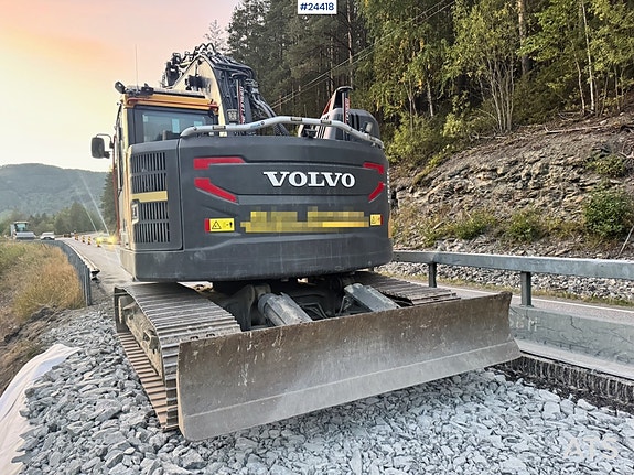 Volvo ECR235EL Gravemaskin m/ GPS, Rototilt og 2 skuffer. SE VIDEO 8 of 30