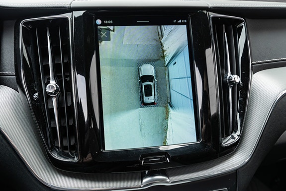 Volvo XC60 27 of 30