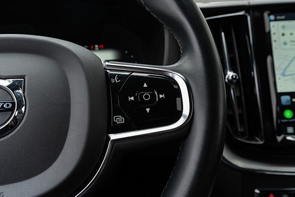 Volvo XC60 18 of 30