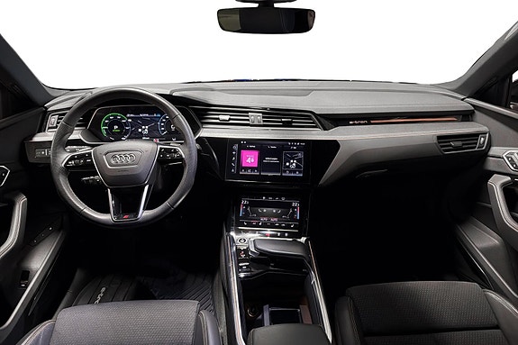 Audi e-tron 7 of 19