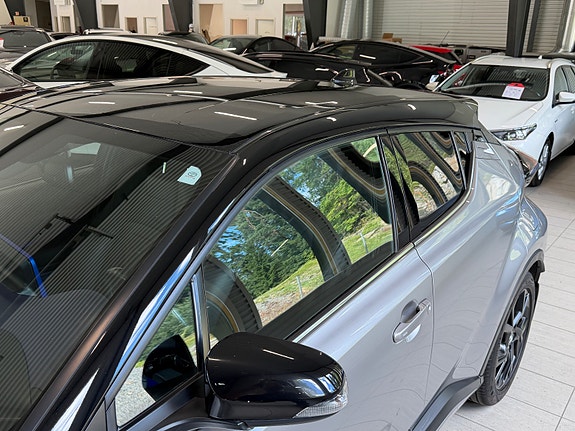 Toyota C-HR 9 of 30