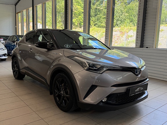 Toyota C-HR 8 of 30
