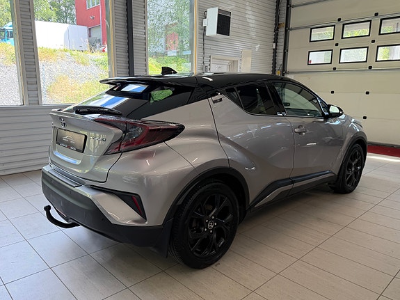 Toyota C-HR 19 of 30