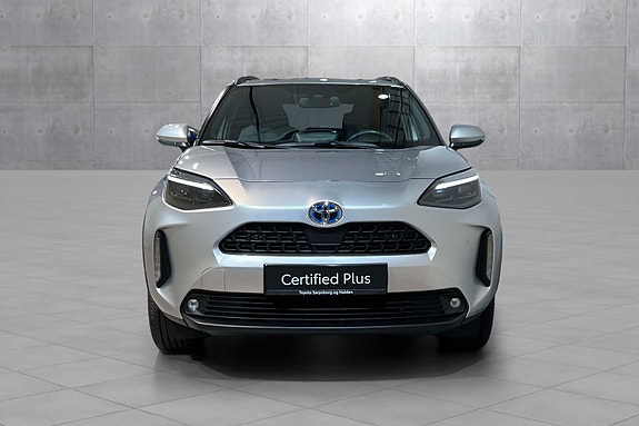 Toyota Yaris Cross 8 of 30