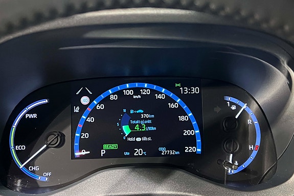 Toyota Yaris Cross 12 of 30