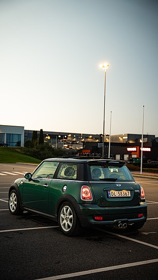 MINI Cooper S 14 of 19