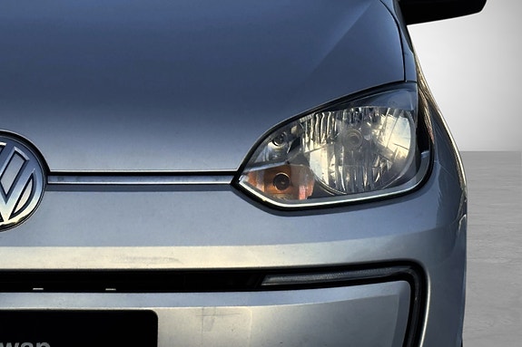 Volkswagen UP! 5 of 26