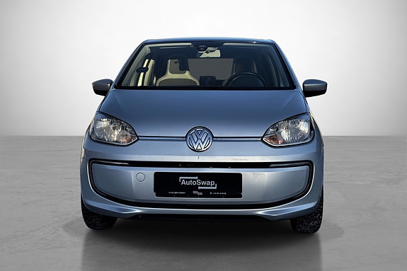 Volkswagen UP! 3 of 26