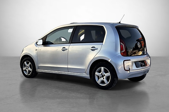Volkswagen UP! 8 of 26