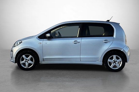 Volkswagen UP! 7 of 26