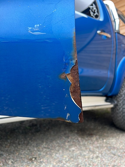 Toyota HiLux 12 of 17