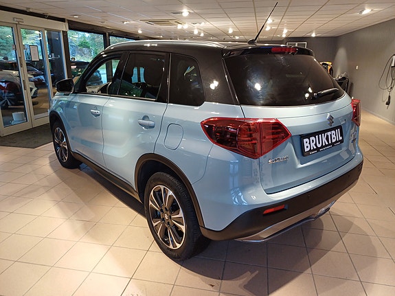 Suzuki Vitara 3 of 10