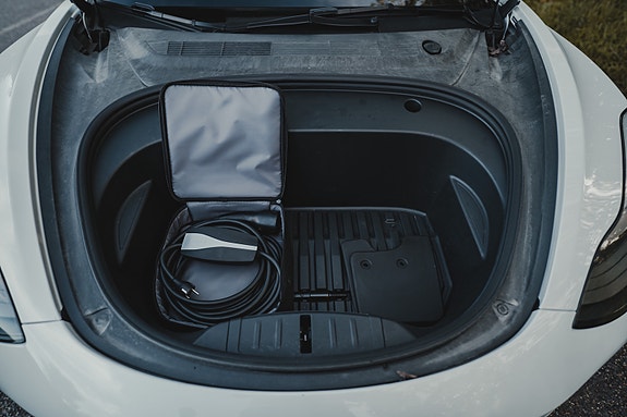 Tesla Model 3 21 of 23