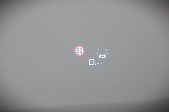 Audi e-tron 19 of 21