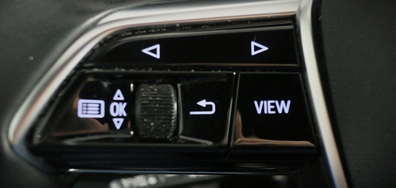 Audi e-tron 16 of 21