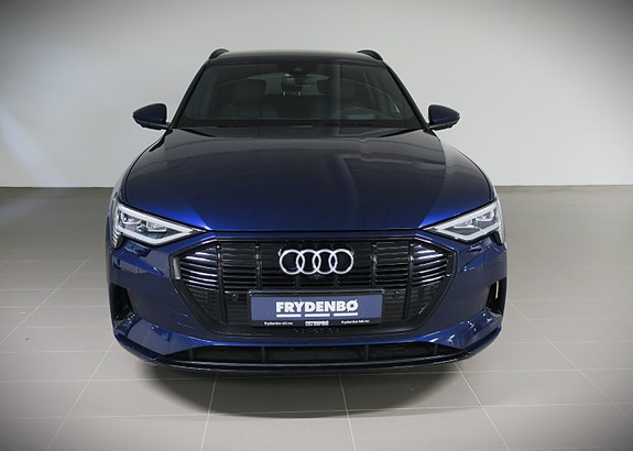 Audi e-tron 2 of 21