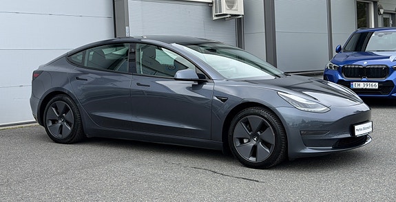 Tesla Model 3 2 of 24