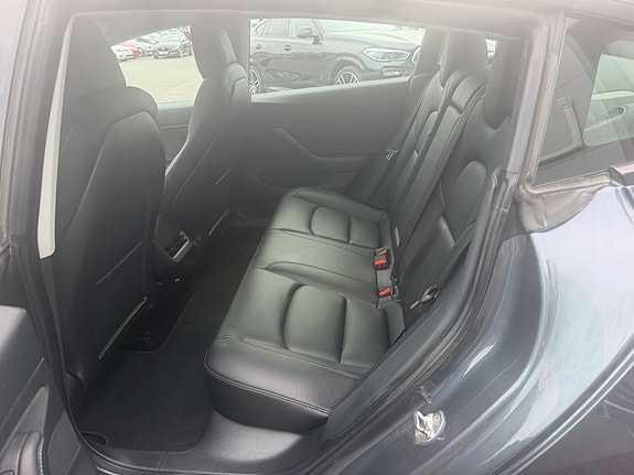 Tesla Model 3 16 of 24