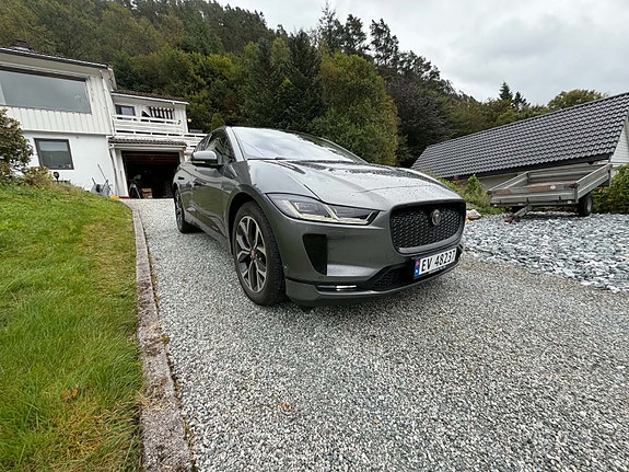 Jaguar I-PACE 3 of 20
