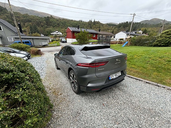 Jaguar I-PACE 7 of 20