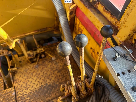 Massey Ferguson 50 industries Traktor/truck. SE VIDEO 25 of 30