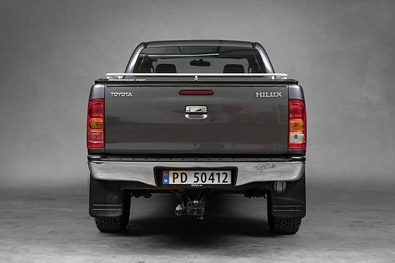 Toyota HiLux 5 of 30