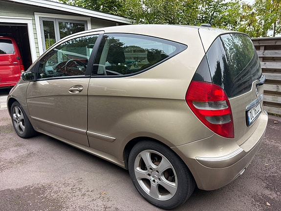 Mercedes-Benz A170 6 of 13