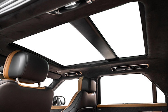 Land Rover Range Rover Sport 23 of 30
