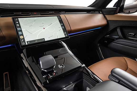 Land Rover Range Rover Sport 30 of 30