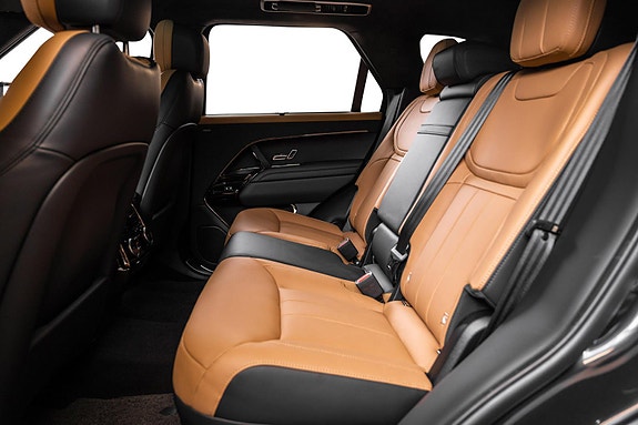 Land Rover Range Rover Sport 22 of 30