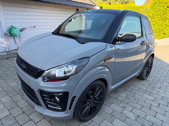 Ligier JS50 SPORT ULTIMATE-RYGGEKAMERA-MYE NYE SLITEDELER 2 of 12