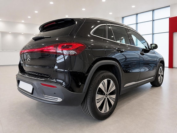 Mercedes-Benz EQA250 4 of 18